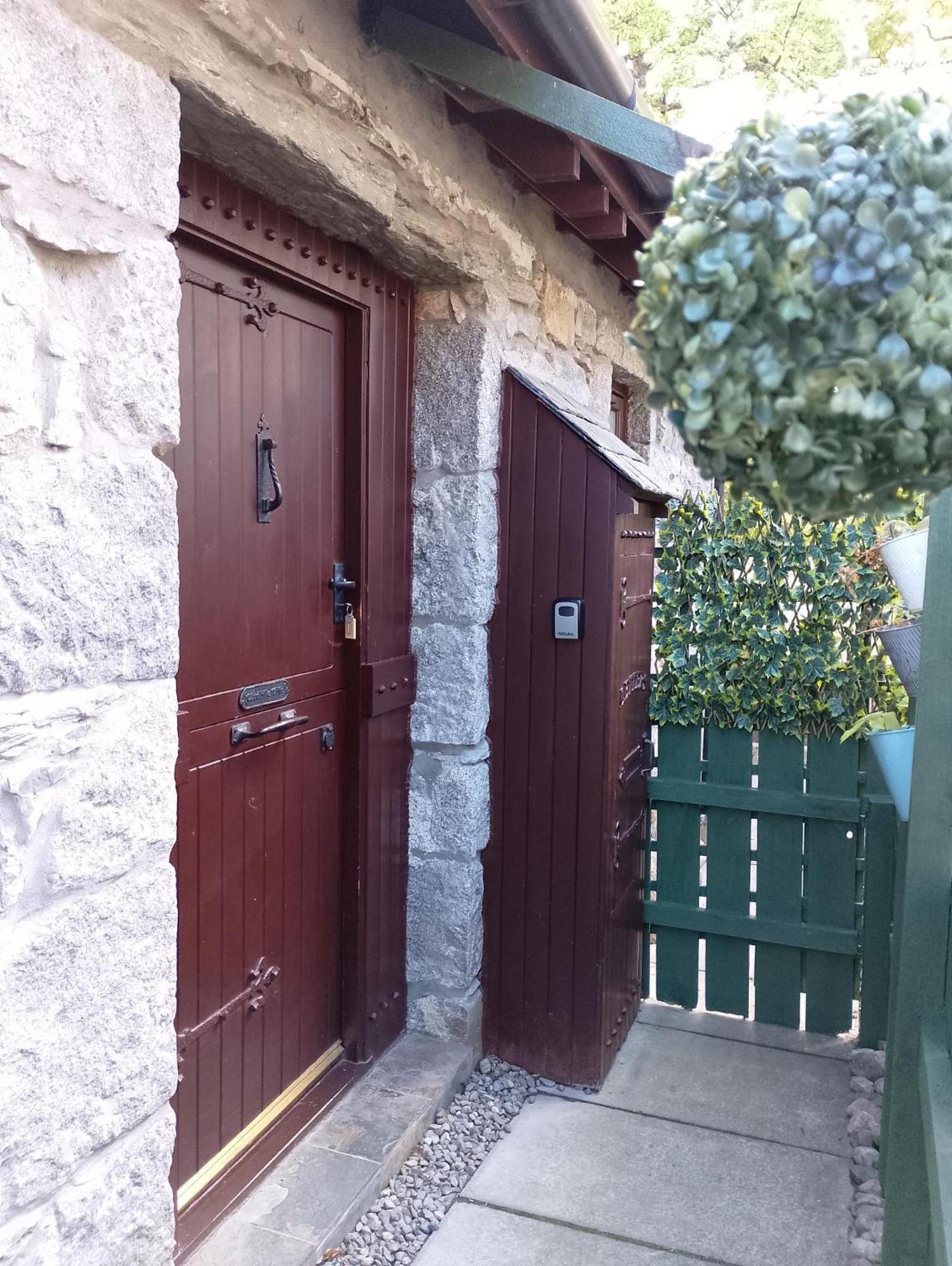 לינה וארוחת בוקר ספין ברידג' Smiddy House מראה חיצוני תמונה